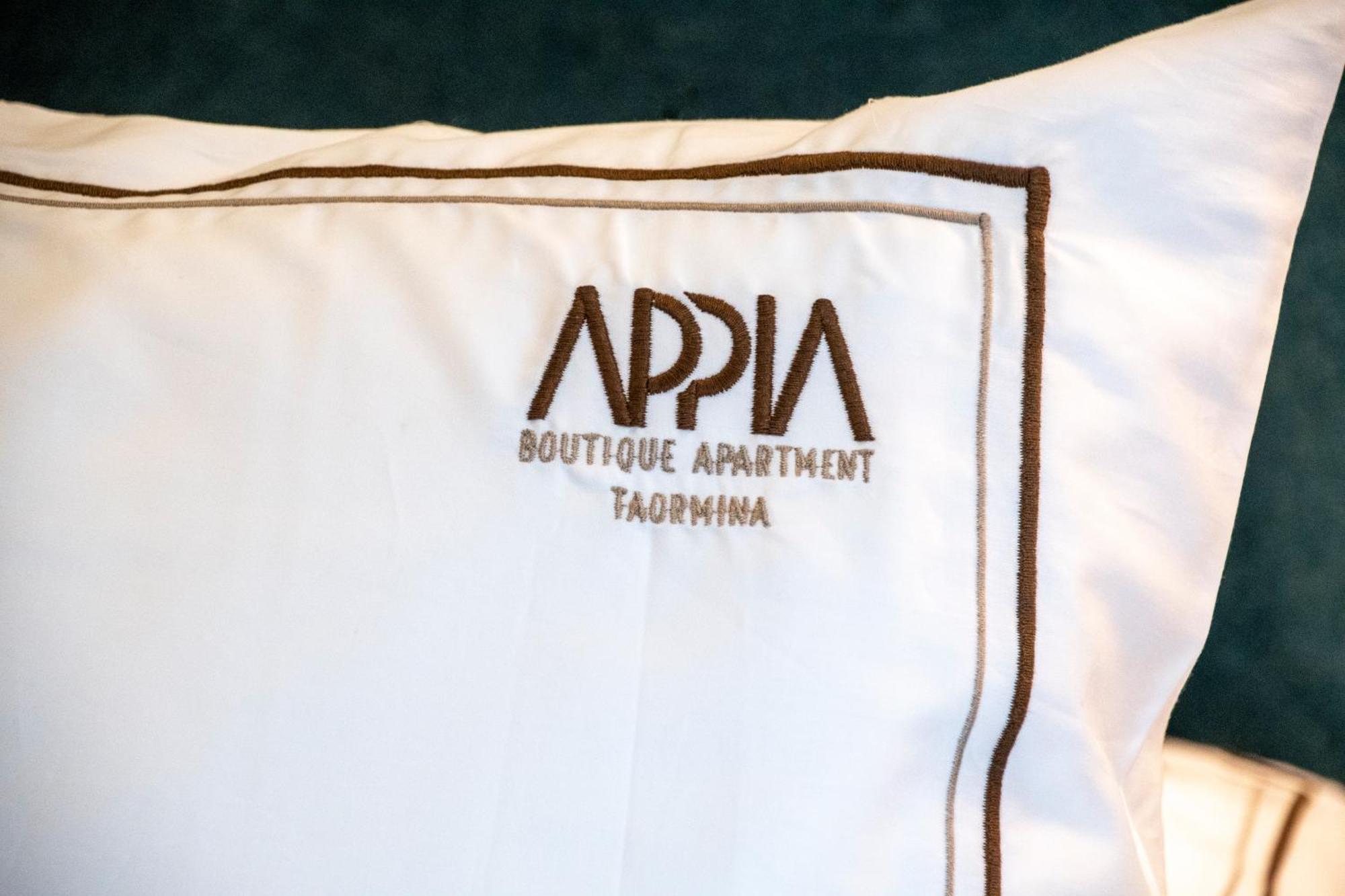 Appia Boutique Apartment Таормина Экстерьер фото